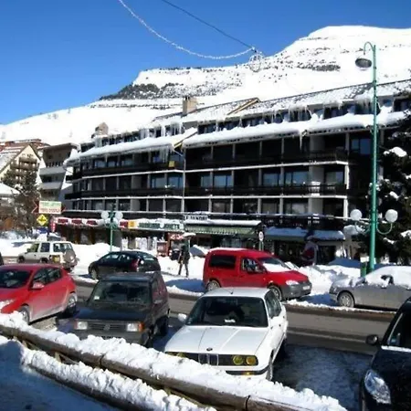 Family In Northern Alps Apartment *